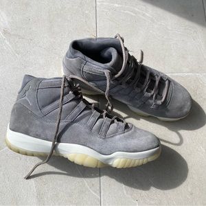 Air Jordan 11 Retro Premium ‘Grey Suede’